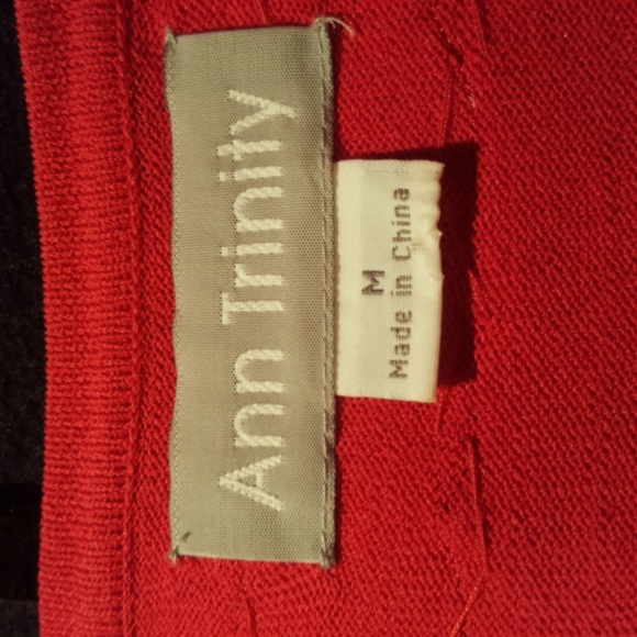 ANN TRINITY ♡ Gorgeous Red Ribbon Sequin Embellished Bling Button Front Blouse M - Picture 15 of 16